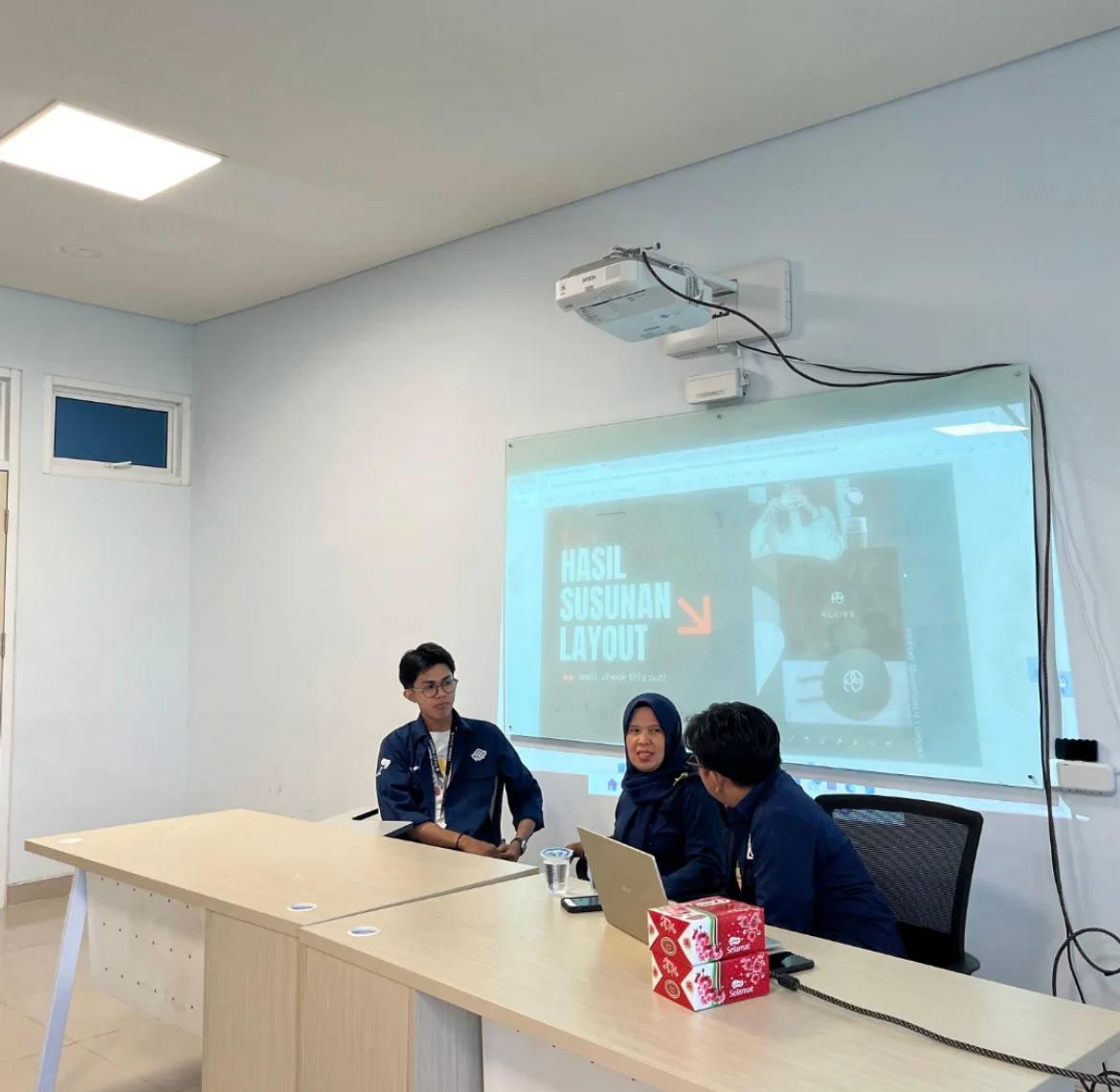 Kegiatan Pembinaan Cinema Sutha “Sharing session Desain Grafis”