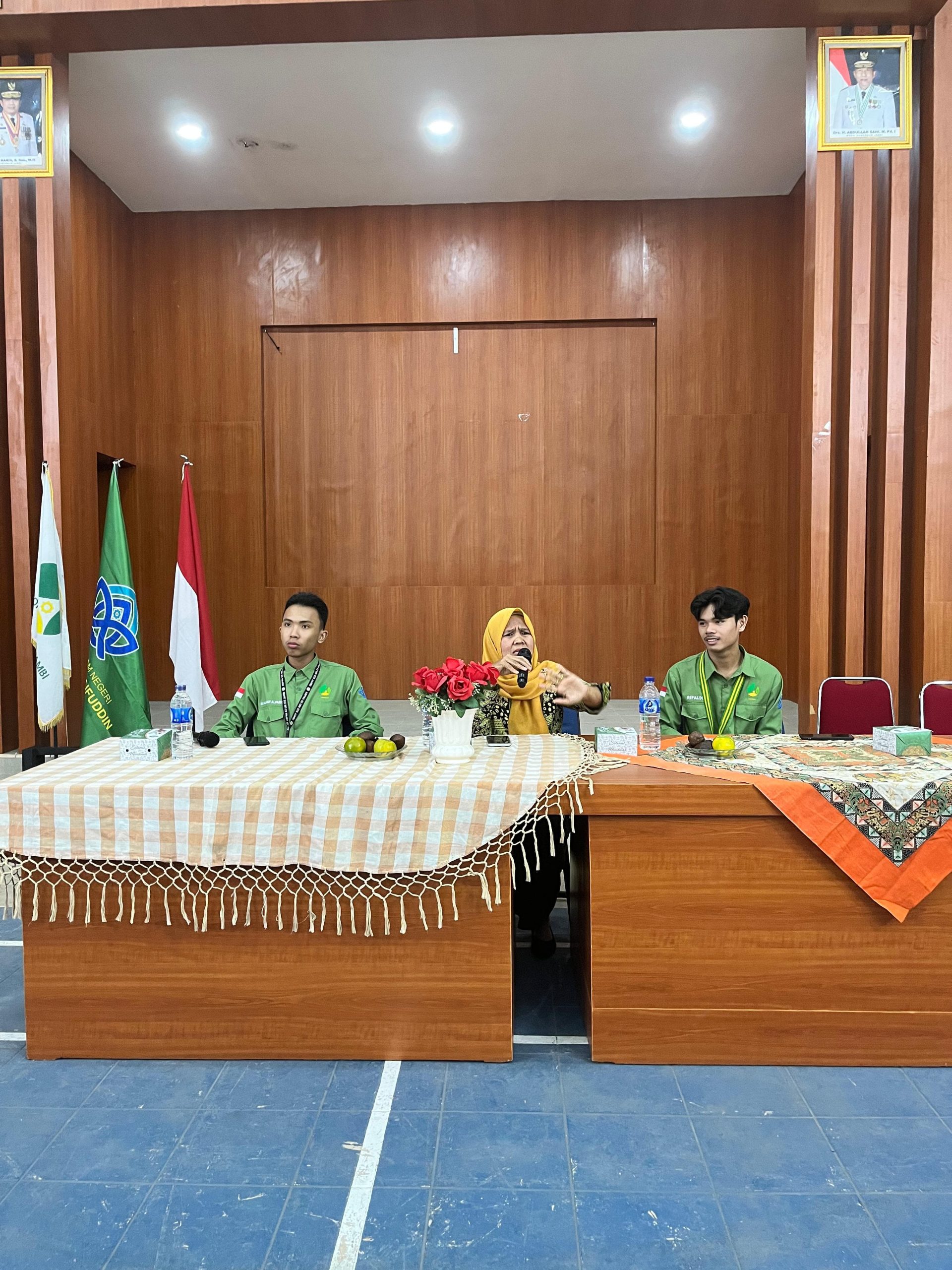 Kepala Unit Pengembangan Kewirausahaan dan karier Dr. mardalina, S.Ag, M.Ud Menjadi Narasu Sumber pada Acara Pendidikan Dasar Koperasi , Kopma G2