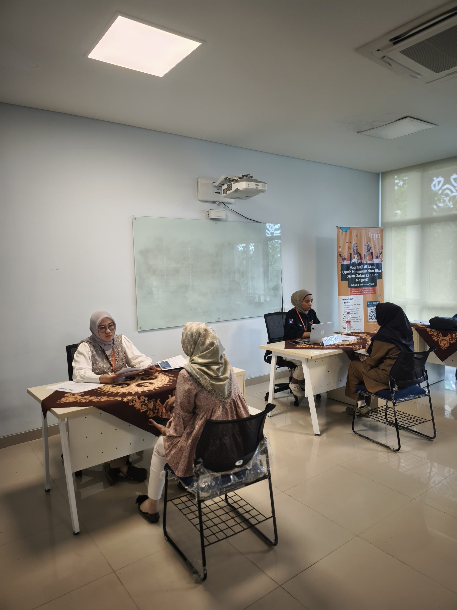 UPKK UIN STS Jambi bersama btpn syariah mengadakan Walk Interview