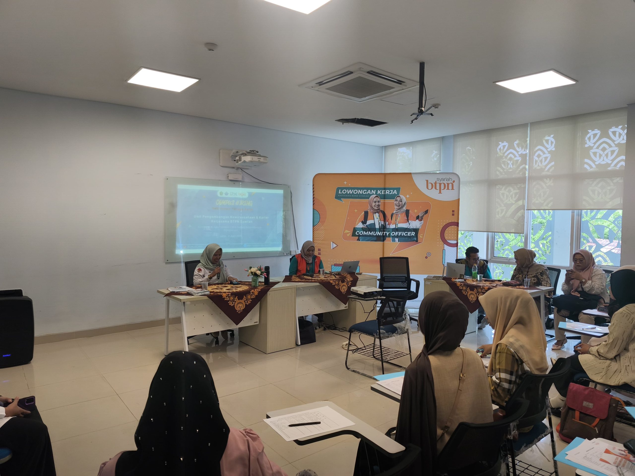 UPKK BEKERJASAMA DENGAN BTPN SYARIAH MELAKSANAKAN KEGIATAN CAMPUS HIRING (REKRUTMEN TENAGA KERJA) 2026
