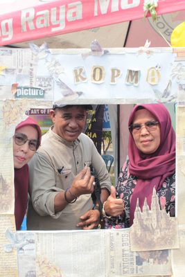 UPT Pengembangan Kewirausahaan dan Karier mengunjungi Stand UKK dan UKM PBAK Maru 2026
